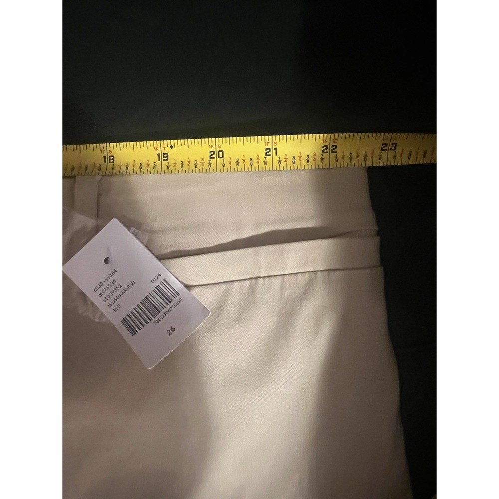 Lane Bryant Capri Pants Women's Size 26 NWT Beige Mid-Rise Stretch (136) - Picture 11 of 11